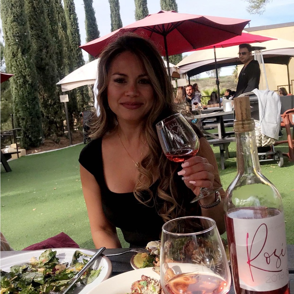 Meet your Posher, Zoraida